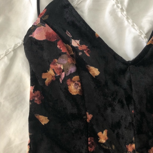 Romper - Picture 3 of 7